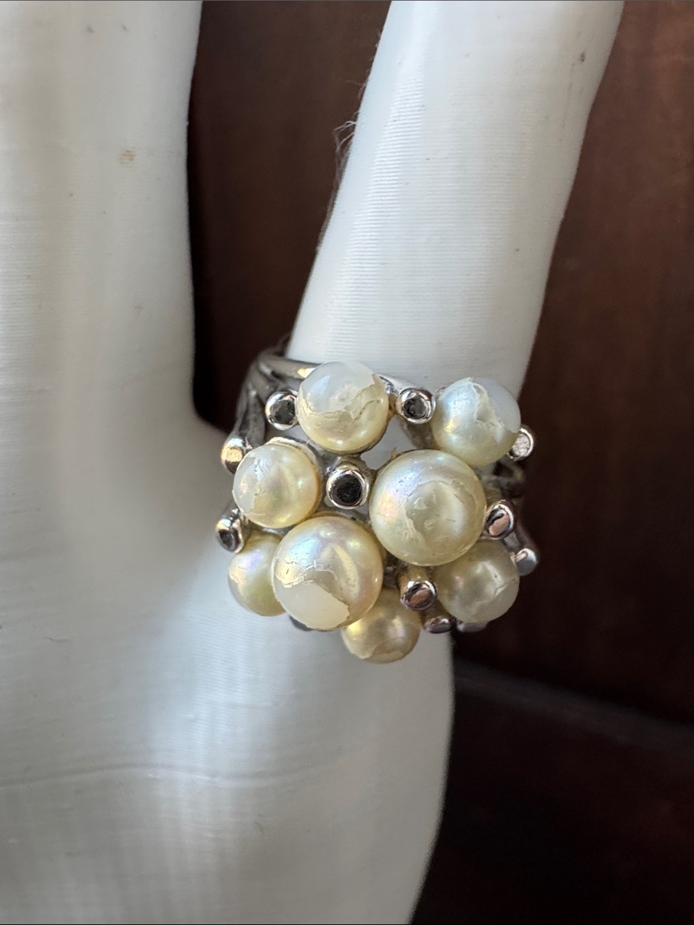 Vintage 925 sterling silver Pearl Cluster Statement Ring - Cream Pearl & Silver